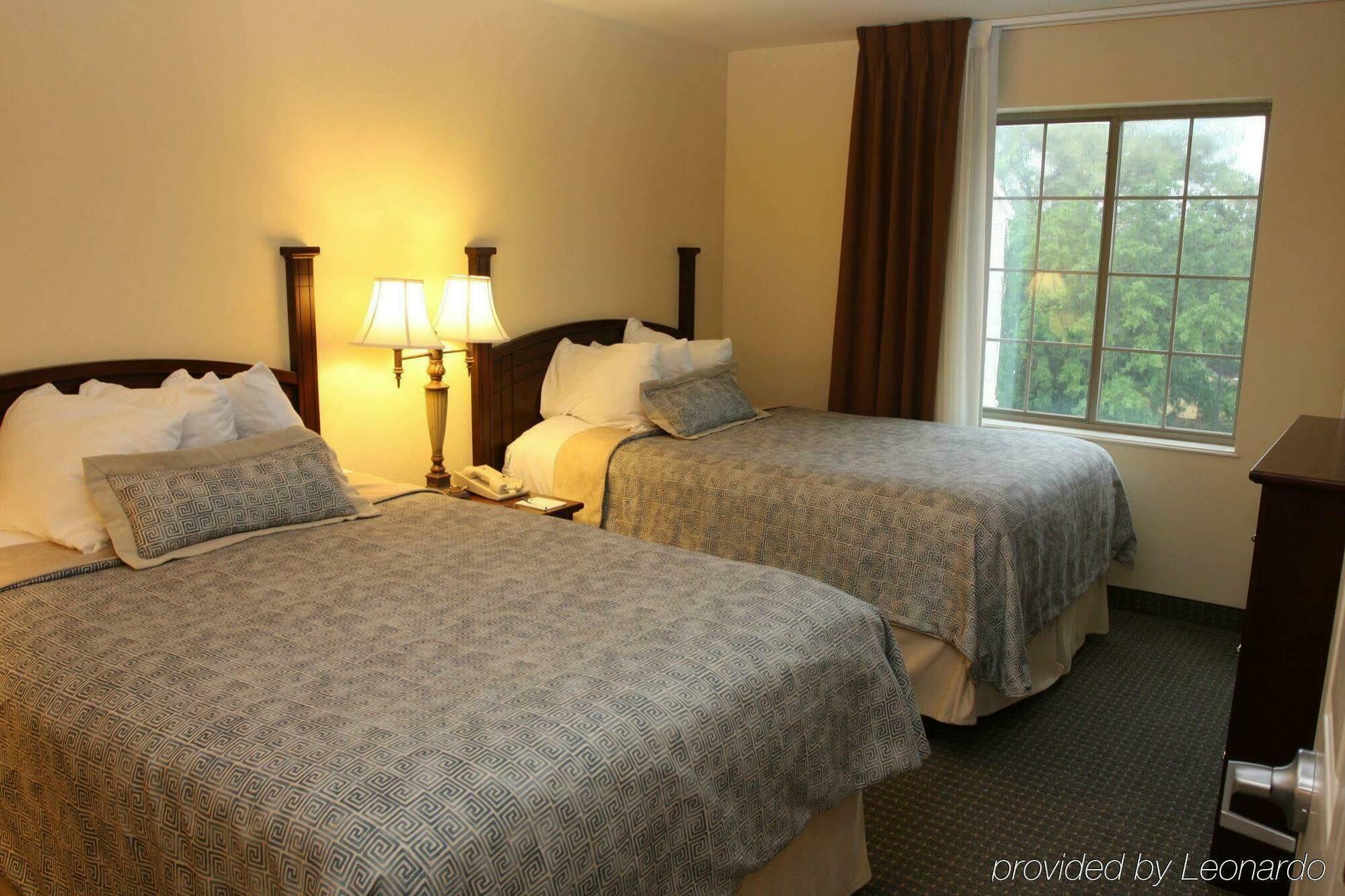 Staybridge Suites Mcallen By Ihg Bilik gambar