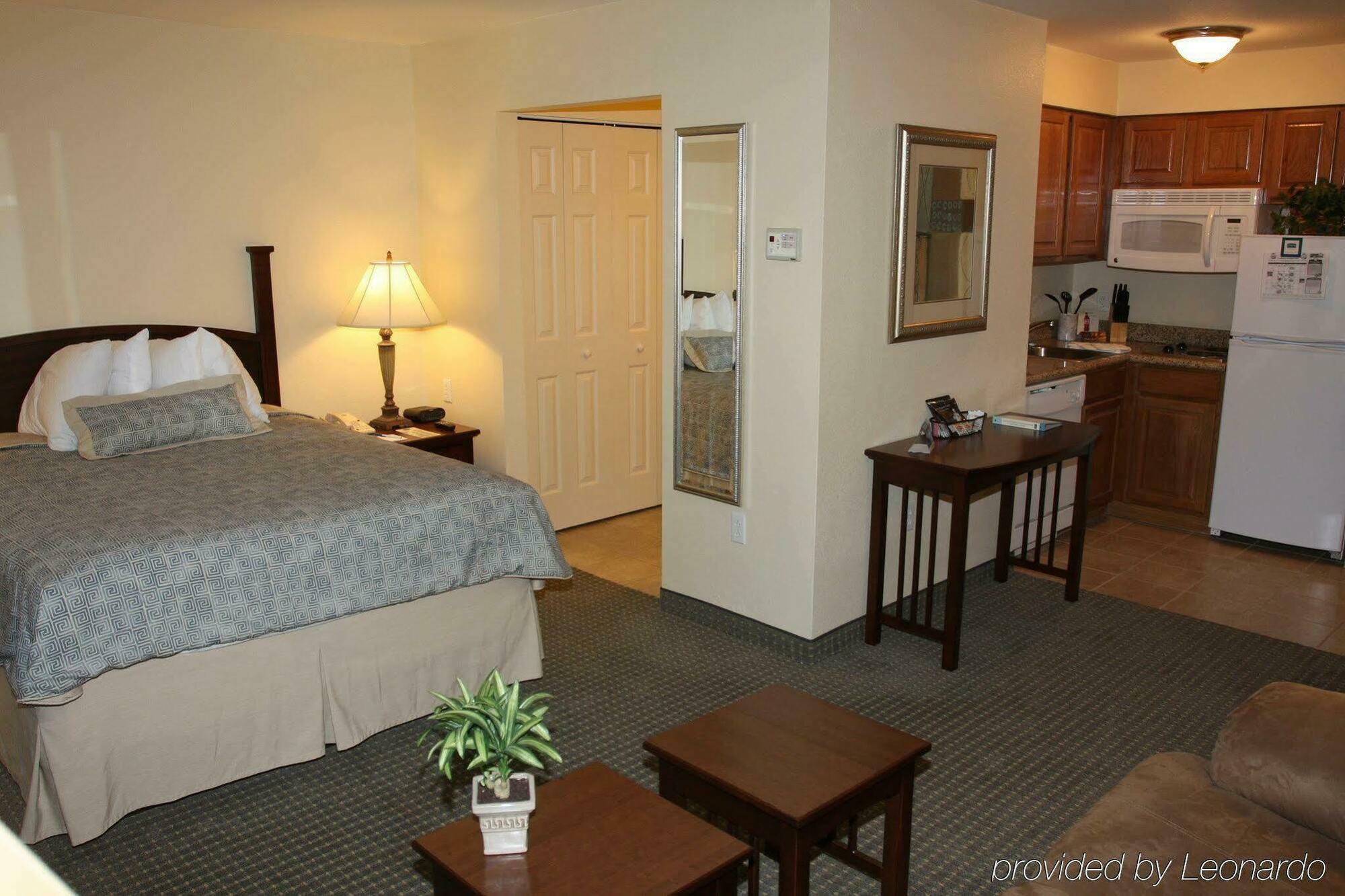 Staybridge Suites Mcallen By Ihg Bilik gambar